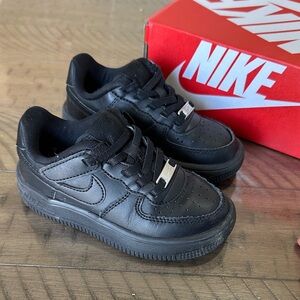 Nike Toddler Black Air Force 1